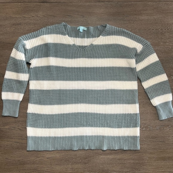 She + Sky chunky knit blue and white striped oversized sweater size Small - Picture 9 of 10
